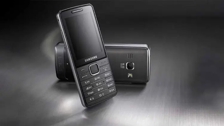 En İyi Tuşlu Telefon Modelleri Neler? - 2025
