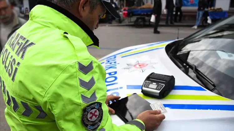 Yeni Trafik Cezaları Yolda: Artık Kimse Kaçamayacak!