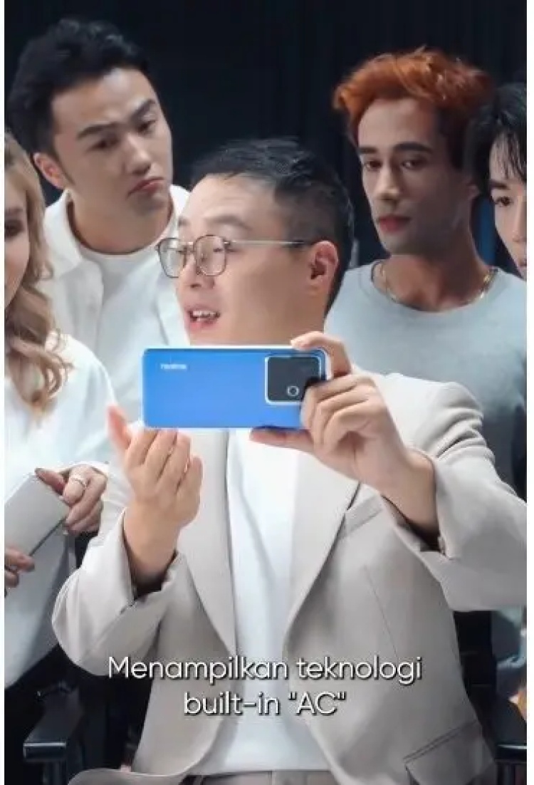 Realme Klimalı Telefonu Duyurdu: Mum Söndüren Soğutma!