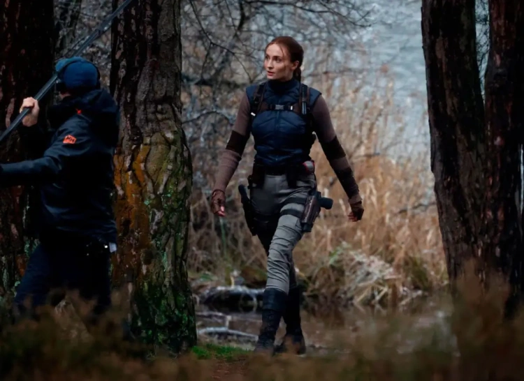 Tomb Raider Setinden İlk Kareler: Sophie Turner Sahada!