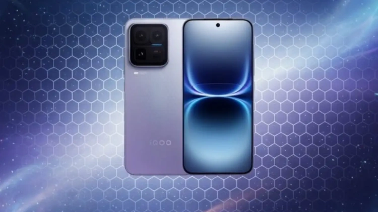 iQOO 15T Dimensity 9500 ve 8000 mAh Batarya ile Geliyor